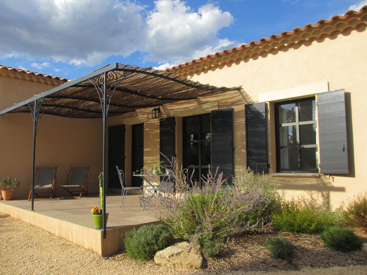 Mazet De La Lavande Uzes Exterior photo