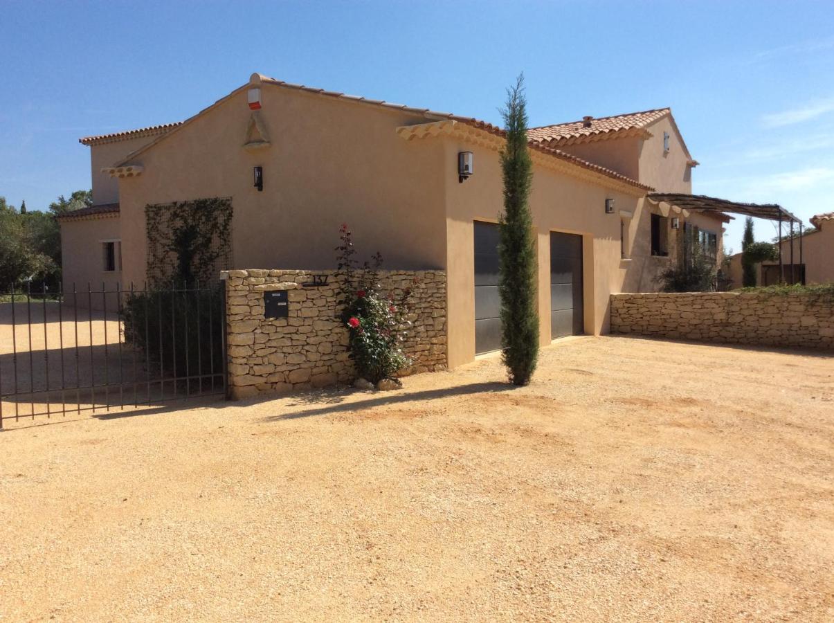 Mazet De La Lavande Uzes Exterior photo
